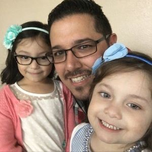 Meet your Posher, Eric